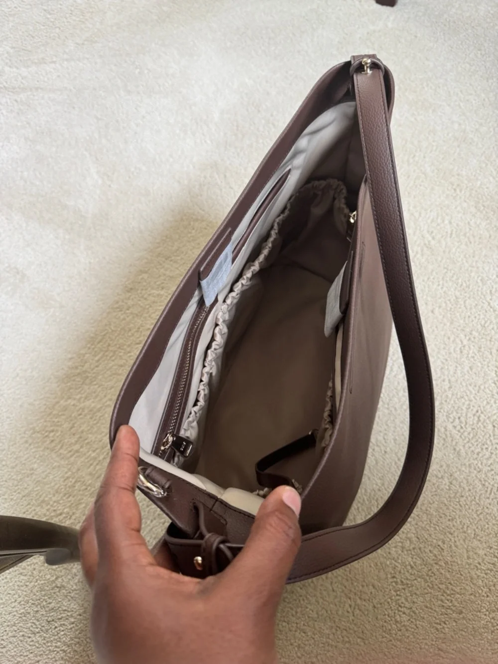 Minimalist Brown Vegan Leather Tote - Picture 4 of 5